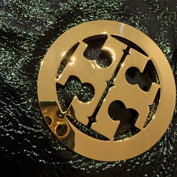 Tory Burch Reva Black Patent Leather Clutch with Gold Logo - Picture 6 of 6